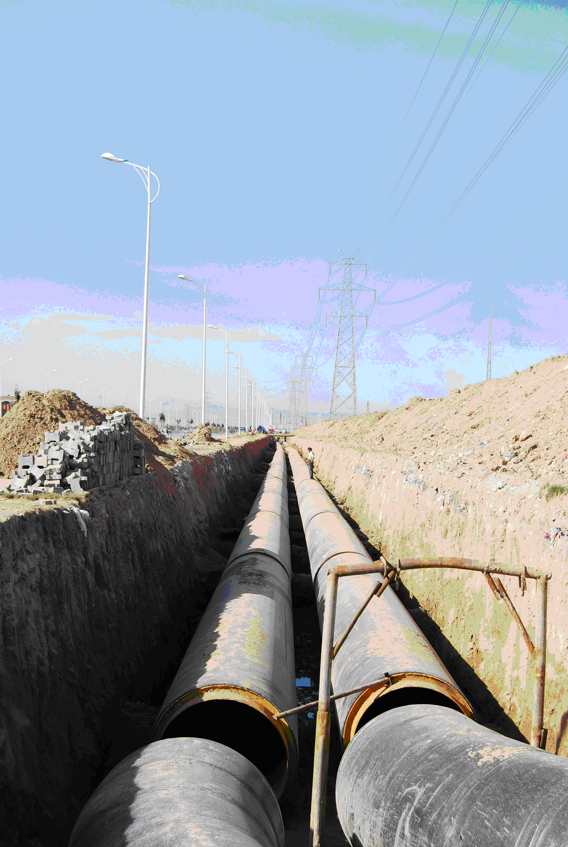 金橋熱網56.46公里的主管網一段.jpg 金橋熱網56.46公里的主管網一段.jpg